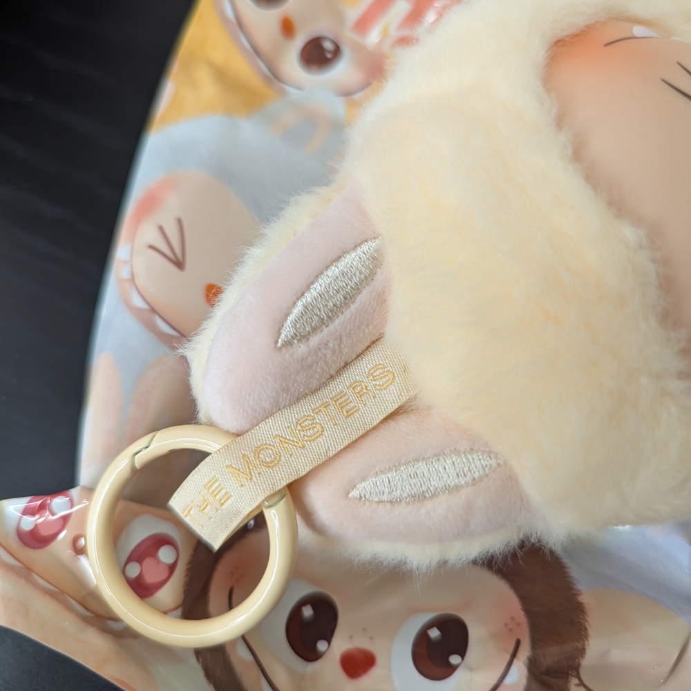 Sisi, Confirmed Labubu From The Have A Seat Series - Picture 4 of 5